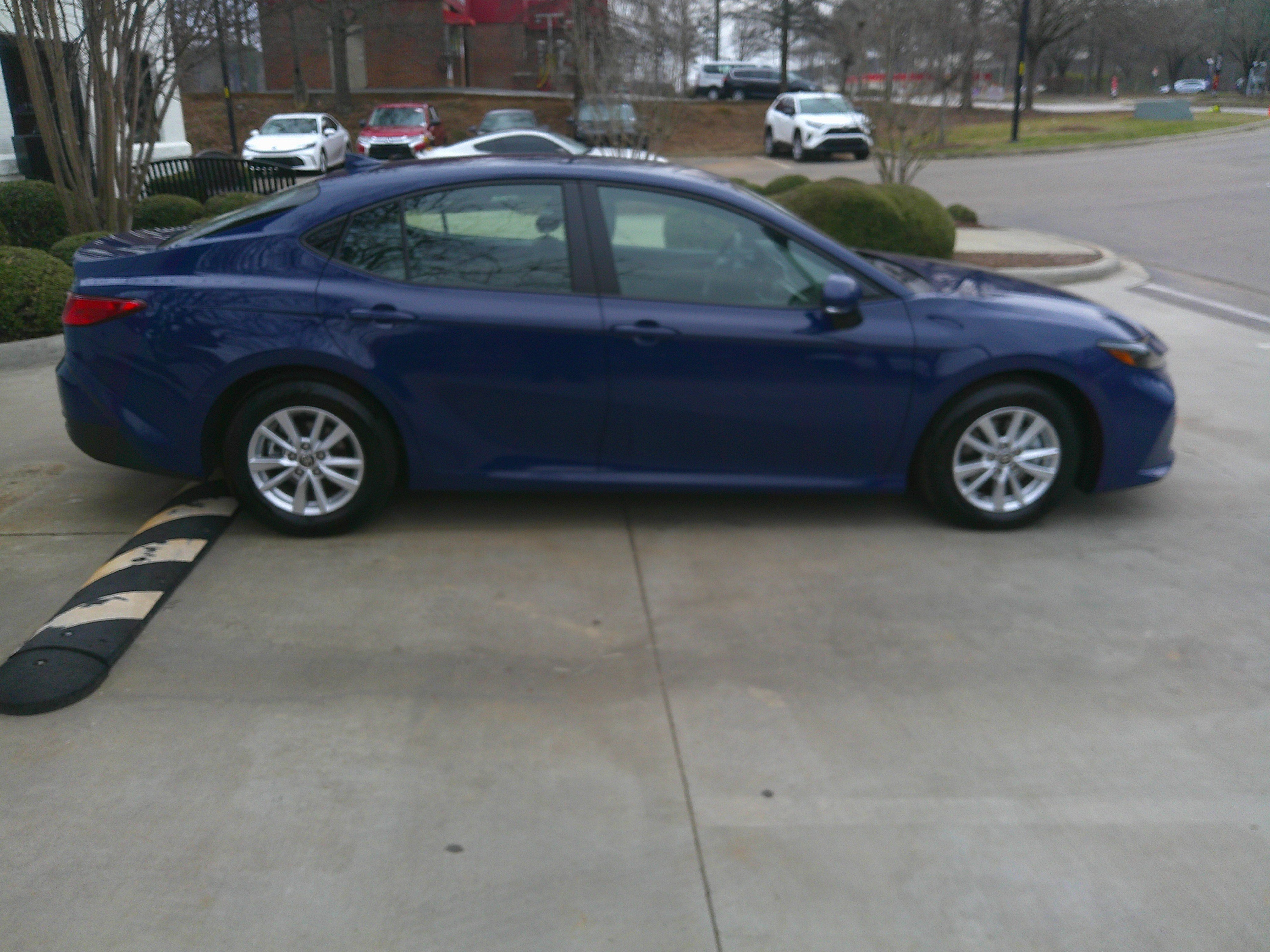 Used 2025 Toyota Camry LE image 14