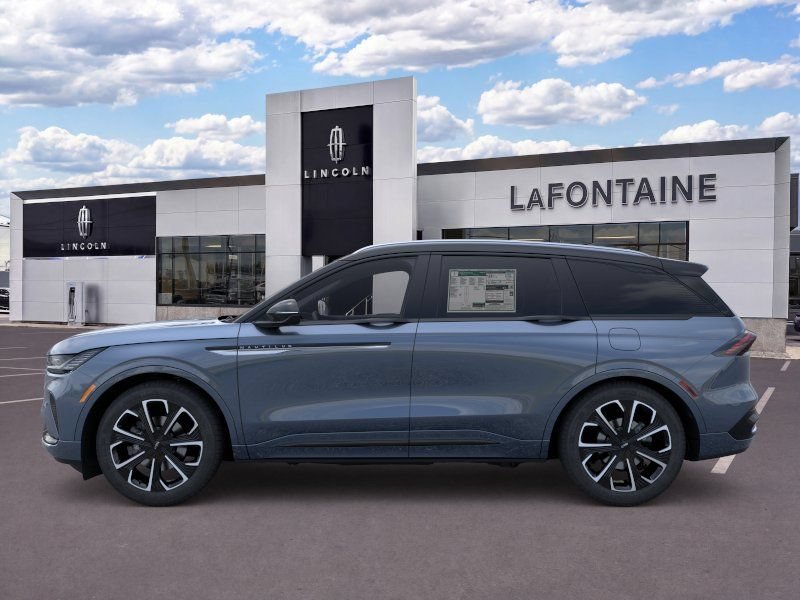New 2026 Lincoln Nautilus Reserve AWD/4WD image 3