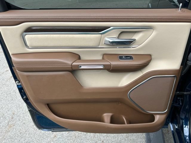 Used 2021 RAM 1500 Laramie AWD/4WD image 35