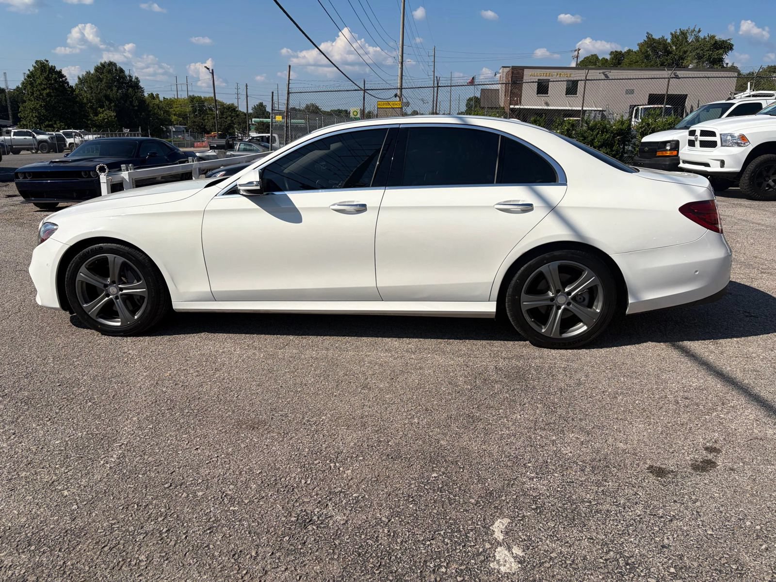 Used 2017 Mercedes-Benz E 300 image 8
