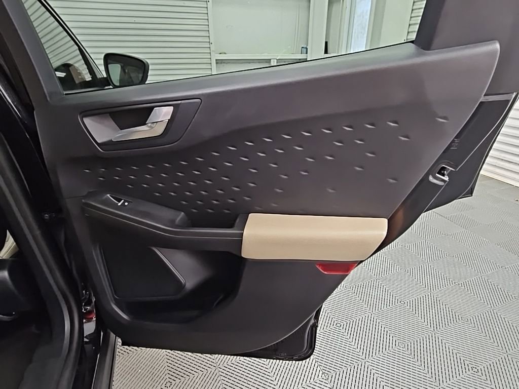 Used 2020 Ford Escape SEL FWD image 36