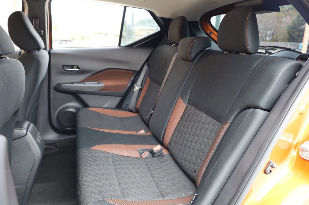 Used 2023 Nissan Kicks SR image 19