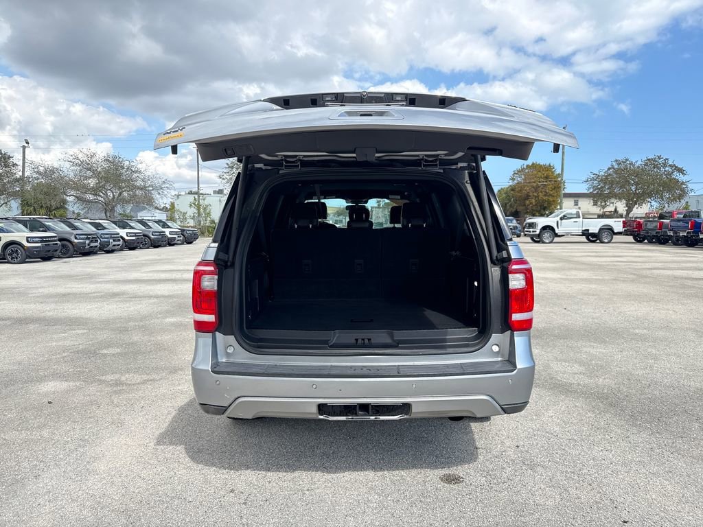 Used 2021 Ford Expedition Max XLT image 30
