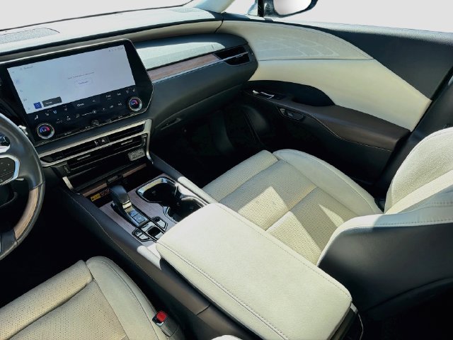 Used 2023 Lexus RX 350 w/ Cold Area Package AWD/4WD image 20