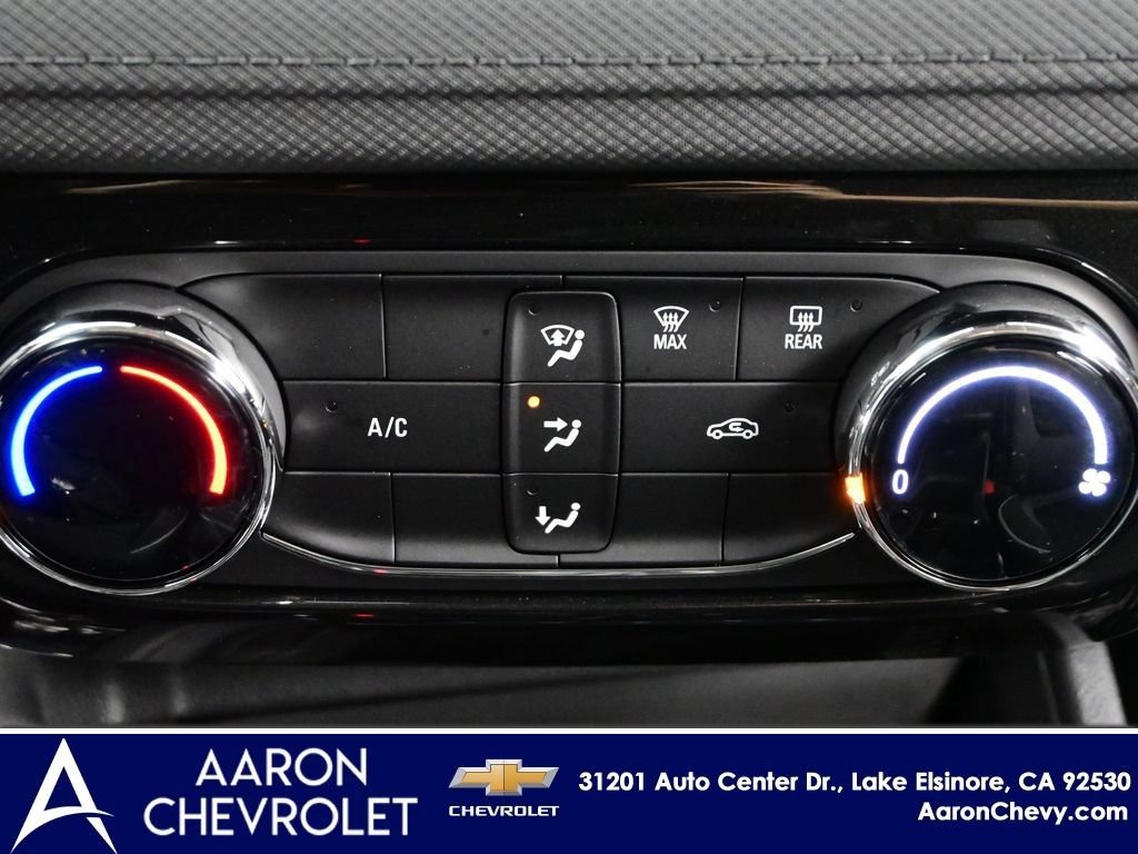 New 2026 Chevrolet TrailBlazer LT w/ Midnight Edition FWD image 24