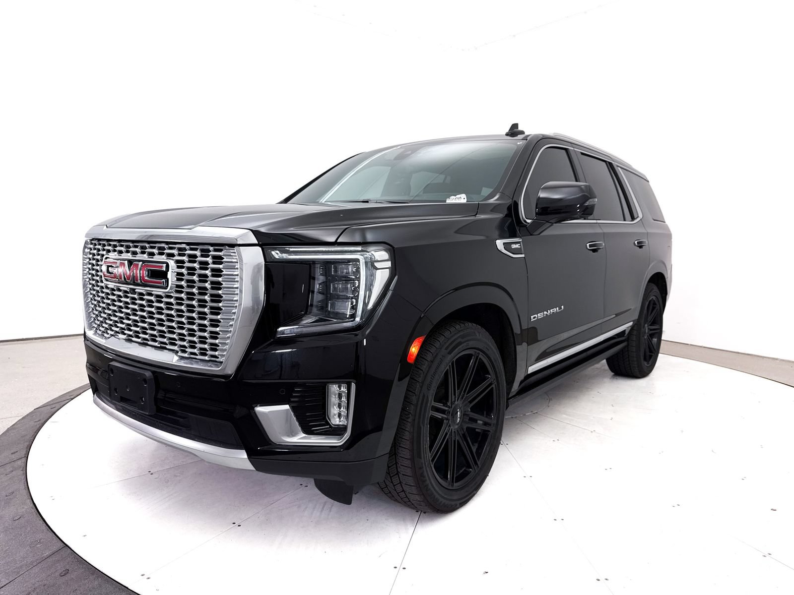 Used 2021 GMC Yukon Denali w/ Denali Ultimate Package AWD/4WD image 18
