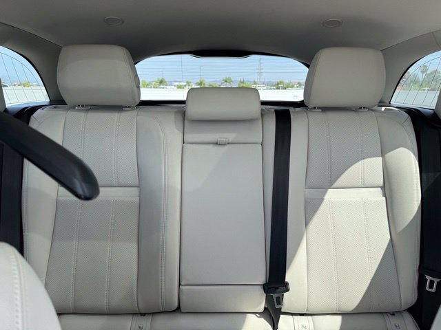 Used 2023 Land Rover Range Rover Velar S AWD/4WD image 17