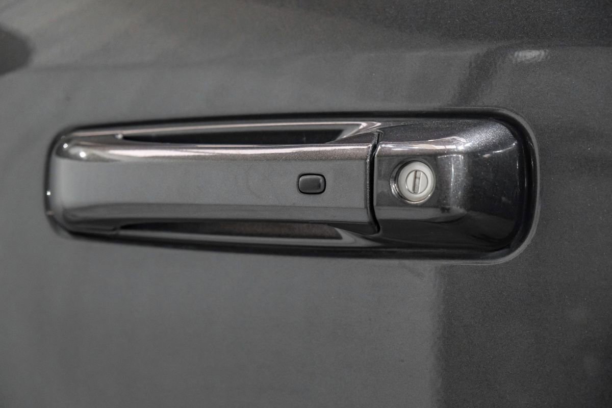 Used 2020 RAM 3500 Laramie w/ Night Edition image 41