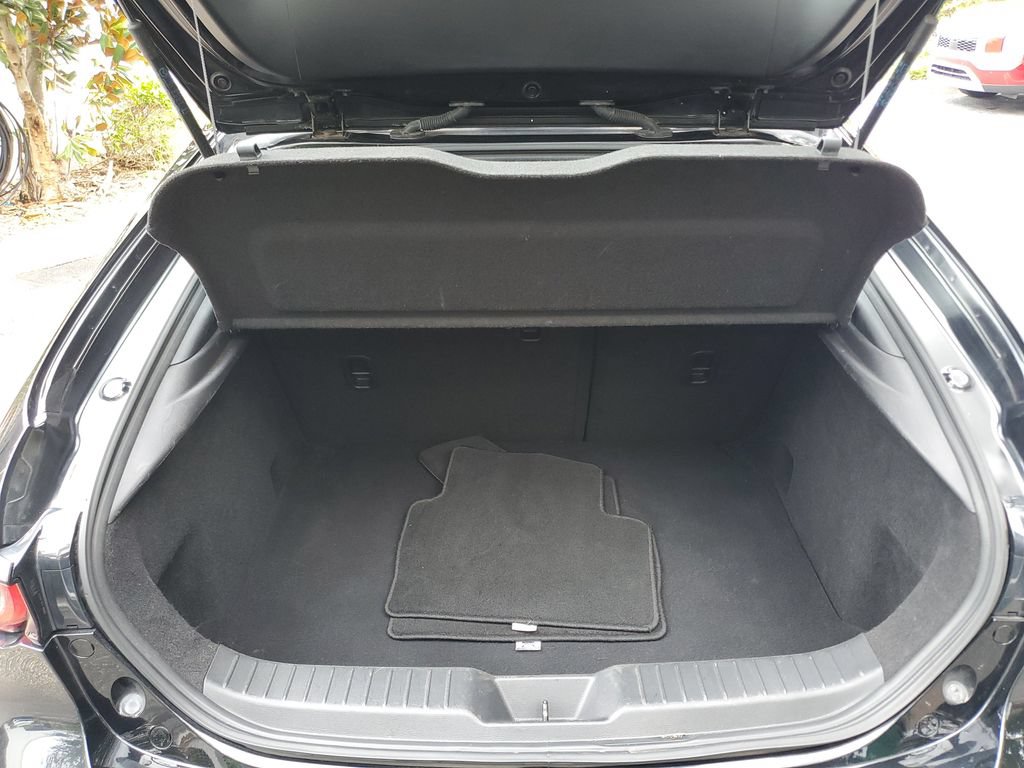 Used 2024 MAZDA MAZDA3 s FWD image 10