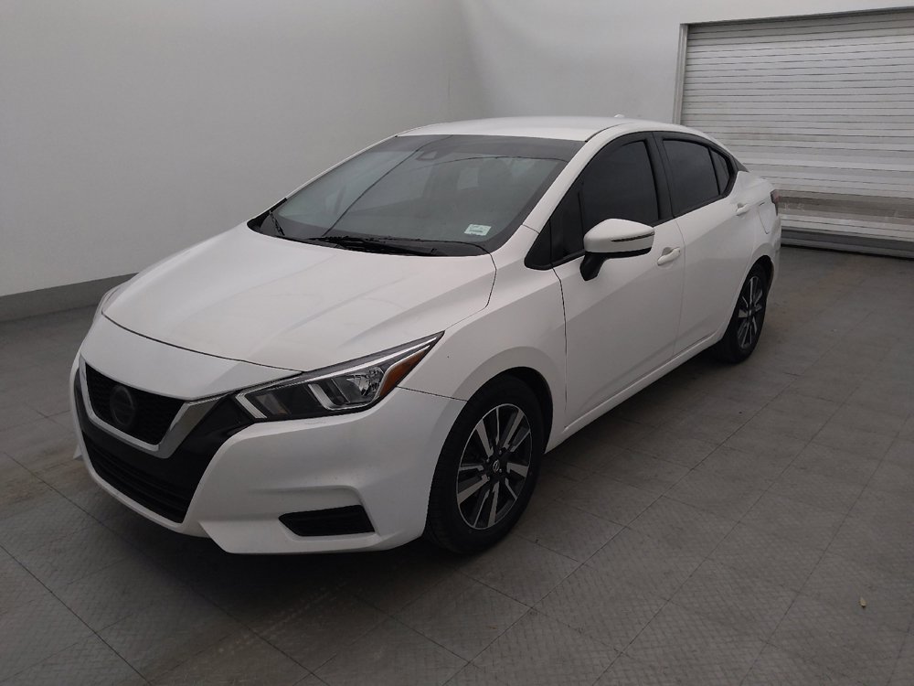 Used 2021 Nissan Versa SV FWD image 2