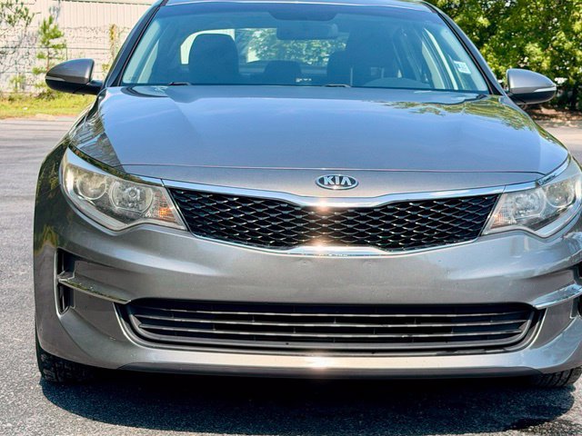 Used 2017 Kia Optima LX FWD image 13
