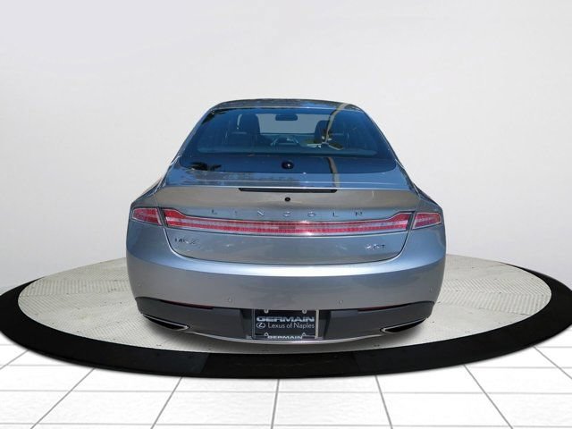 Used 2020 Lincoln MKZ FWD image 4