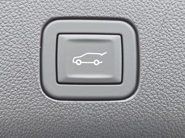 New 2026 GMC Yukon XL Denali w/ Sun & Power Step Package AWD/4WD image 22