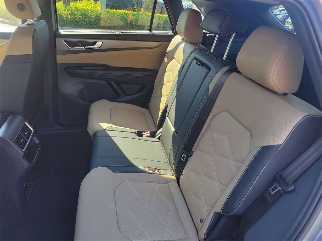 New 2026 Volkswagen Atlas Cross Sport SE image 12
