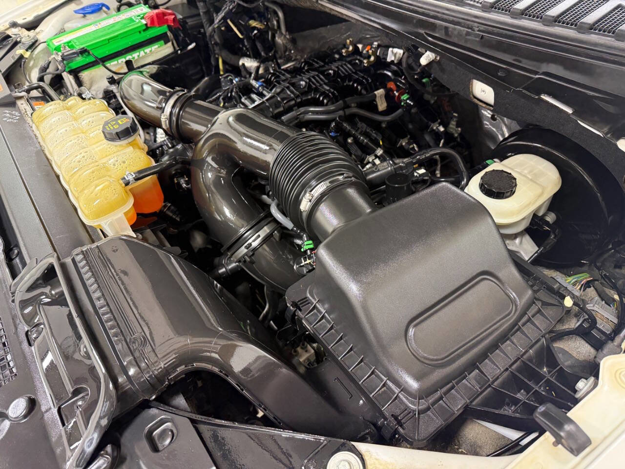 Used 2019 Ford Expedition Limited w/ Equipment Group 302A RWD image 11