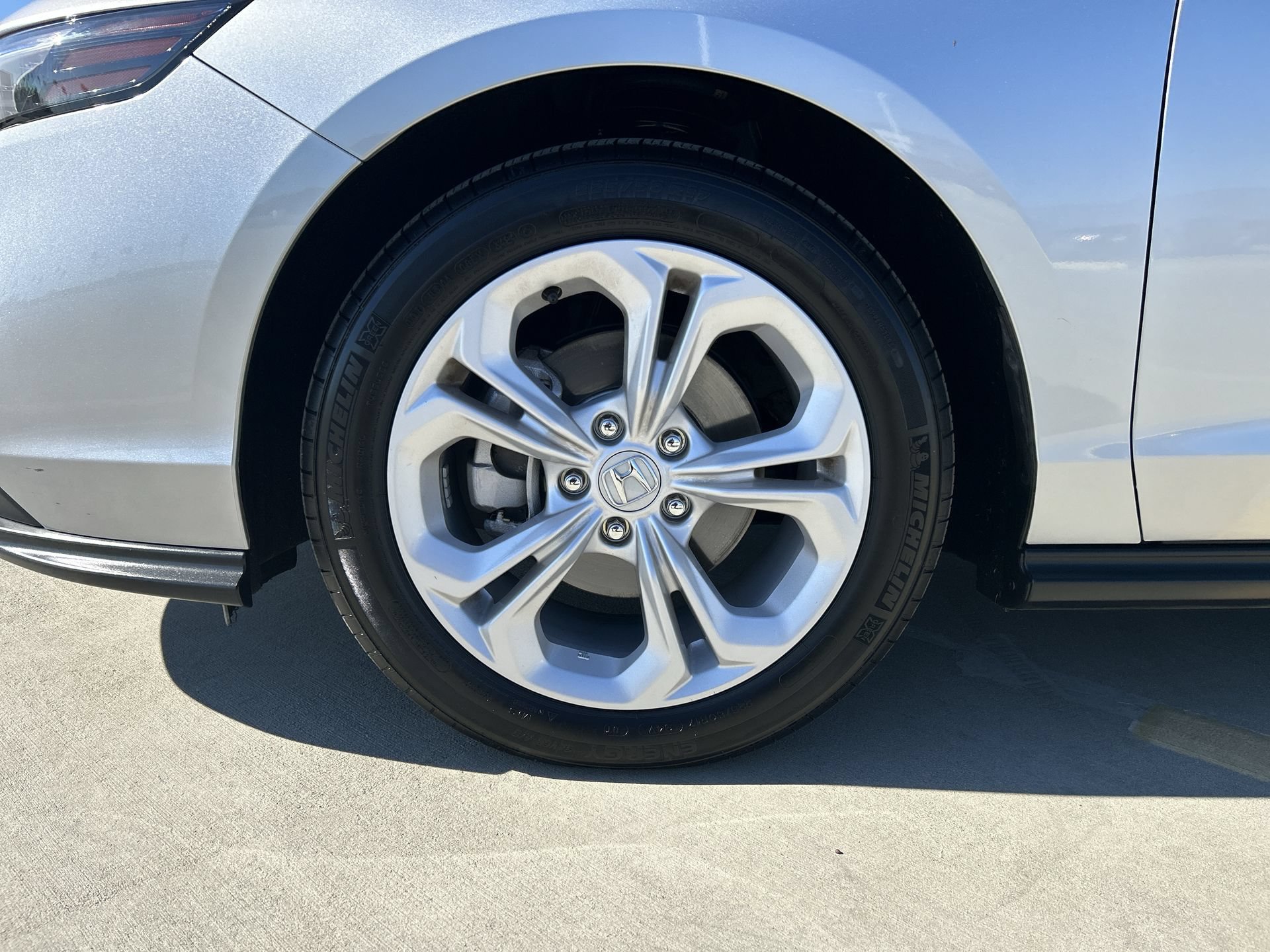 Certified 2025 Honda Accord LX image 18