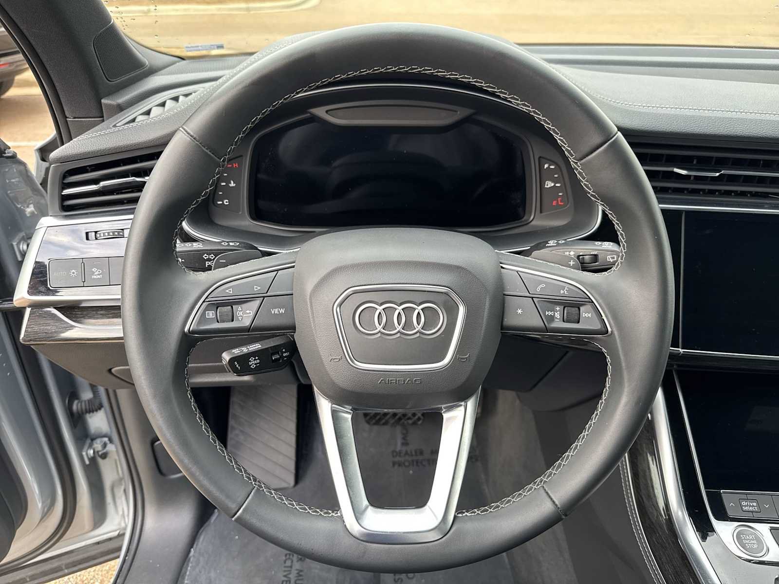 Used 2025 Audi Q7 3.0T Premium Plus AWD/4WD image 21