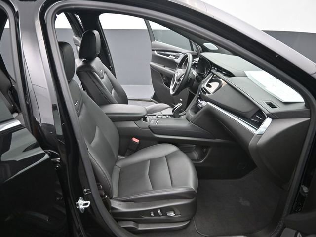 Certified 2025 Cadillac XT5 Premium Luxury image 18