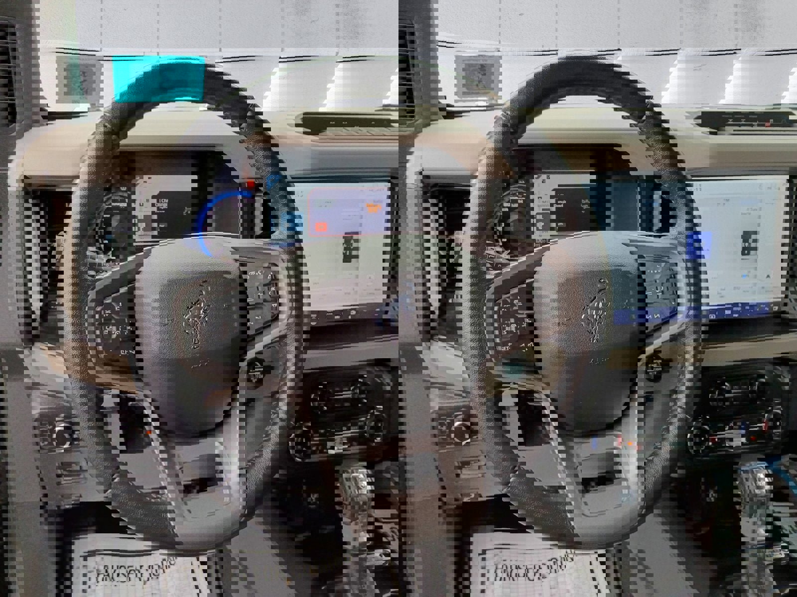 Used 2022 Ford Bronco Wildtrak image 13