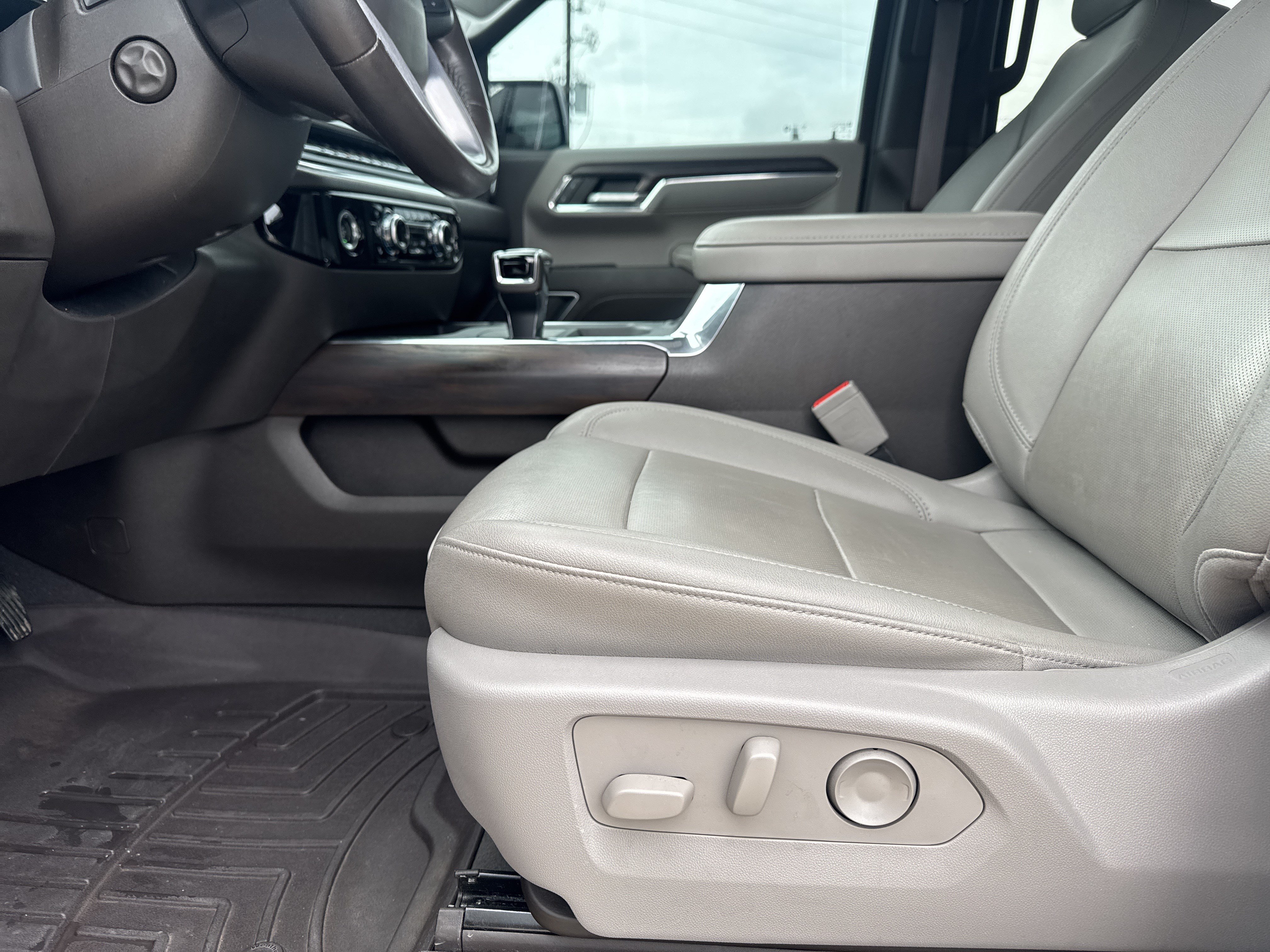Used 2023 GMC Sierra 1500 SLT RWD image 7