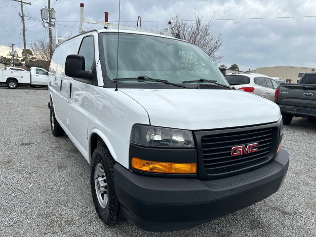Used 2023 GMC Savana 2500 w/ Driver Convenience Package RWD image 4