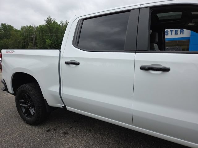 Used 2025 Chevrolet Silverado 1500 LT Trail Boss w/ Convenience Package II AWD/4WD image 40