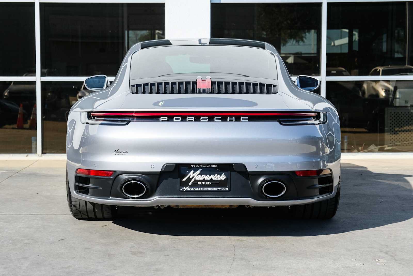 Used 2020 Porsche 911 Carrera RWD image 11