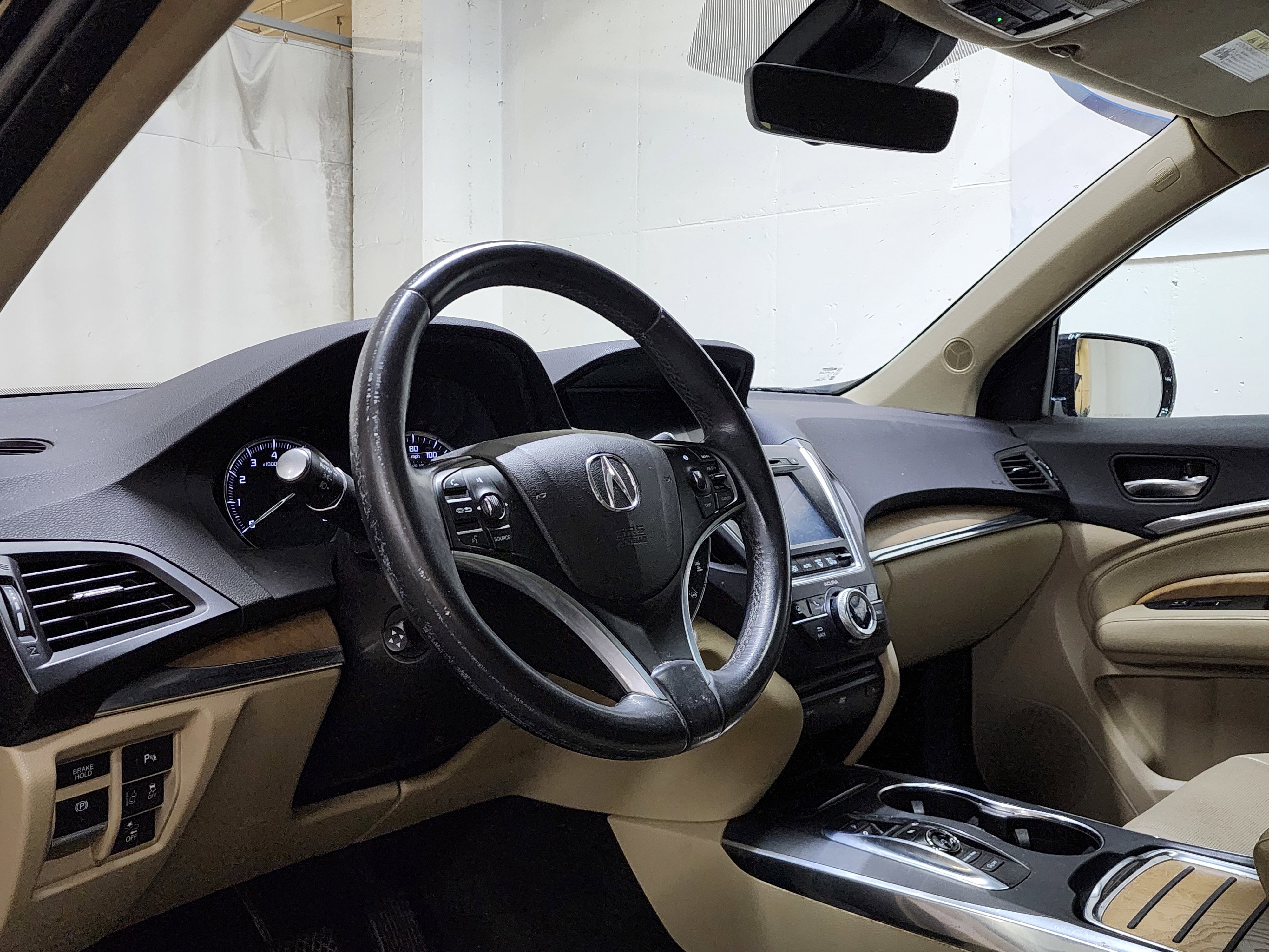 Used 2019 Acura MDX w/ Technology & Entertainment image 11