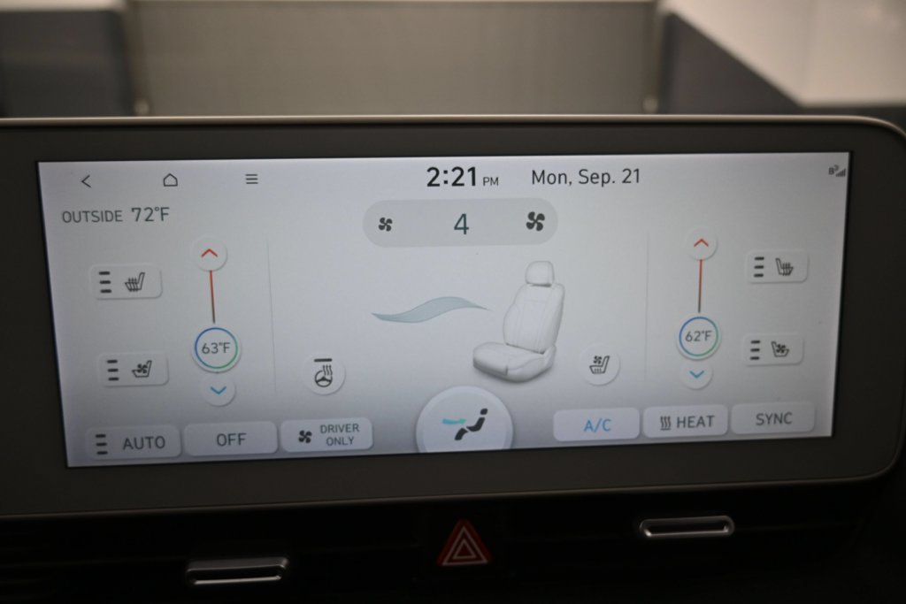 Used 2024 Hyundai Ioniq 5 Limited AWD/4WD image 15