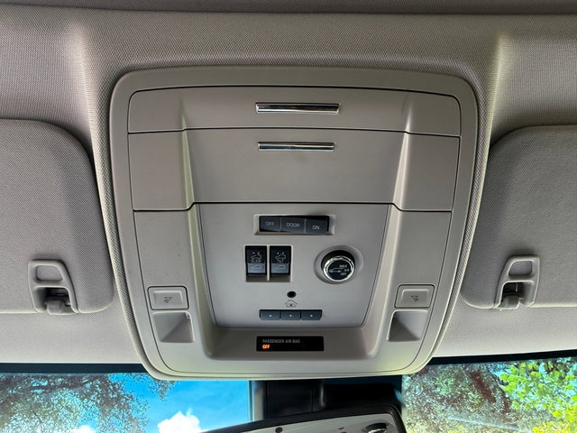 Used 2020 Chevrolet Tahoe Premier RWD image 35