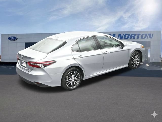 Used 2024 Toyota Camry XLE FWD image 59