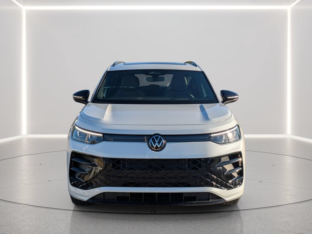 New 2026 Volkswagen Tiguan SE R-Line FWD image 6
