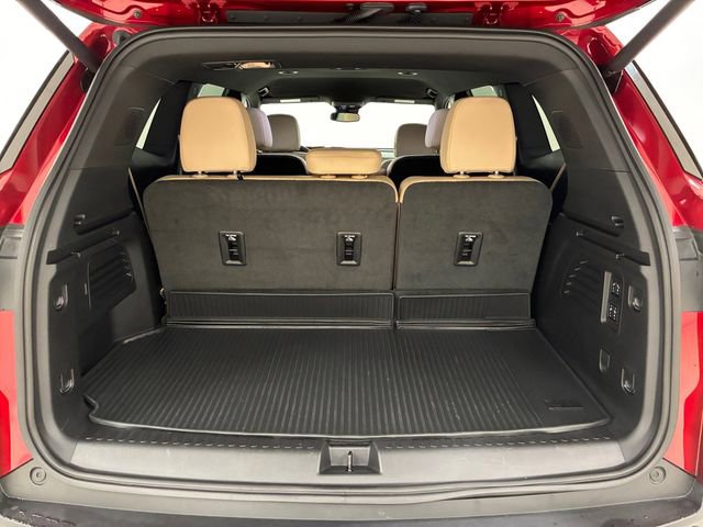 Used 2025 Buick Enclave Preferred w/ Power Package image 17