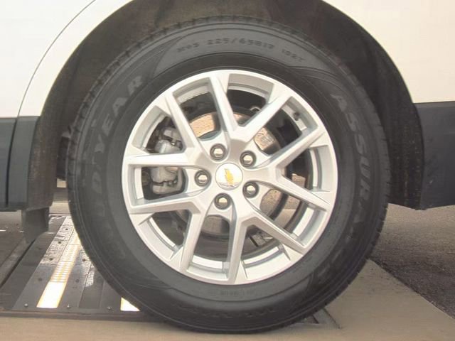 Used 2023 Chevrolet Equinox LS w/ LS Convenience Package AWD/4WD image 13