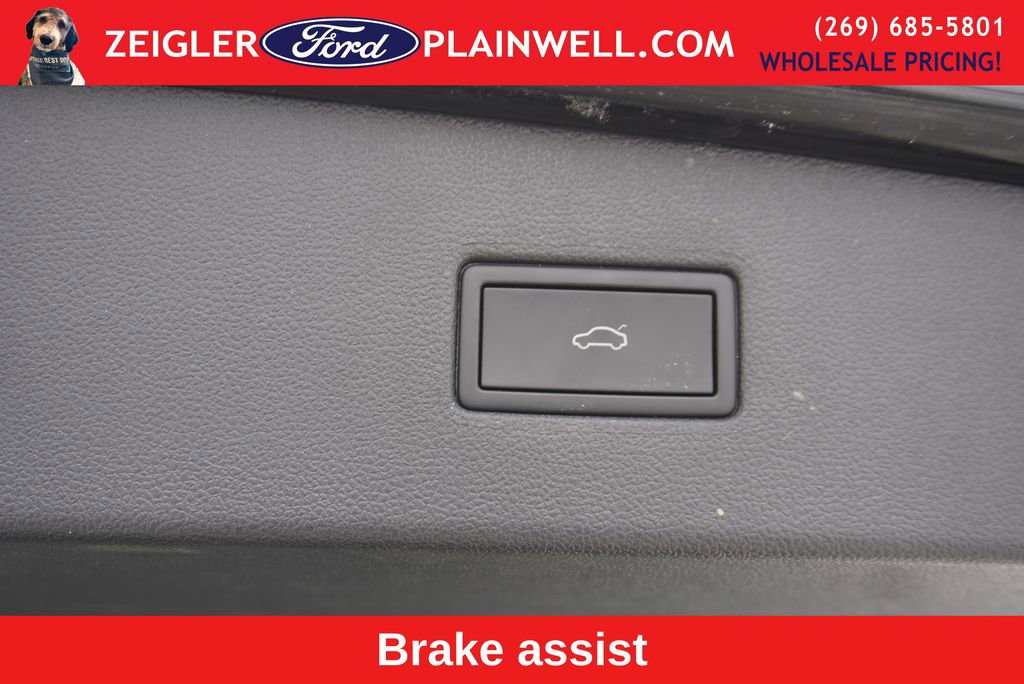 Used 2024 Volkswagen Tiguan SE image 8