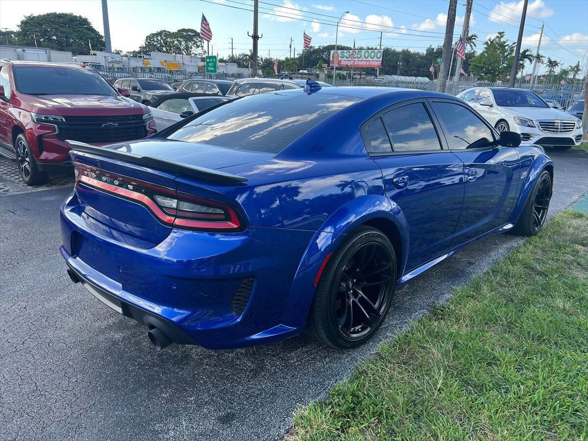 Used 2022 Dodge Charger Scat Pack RWD image 5