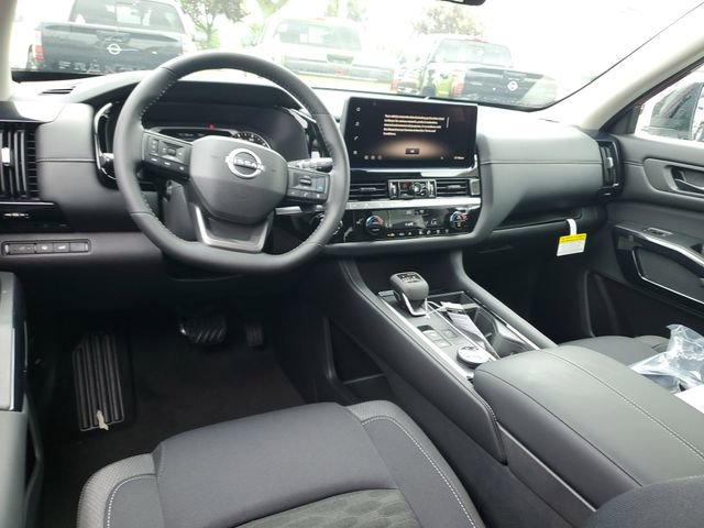 New 2026 Nissan Pathfinder SV AWD/4WD image 13