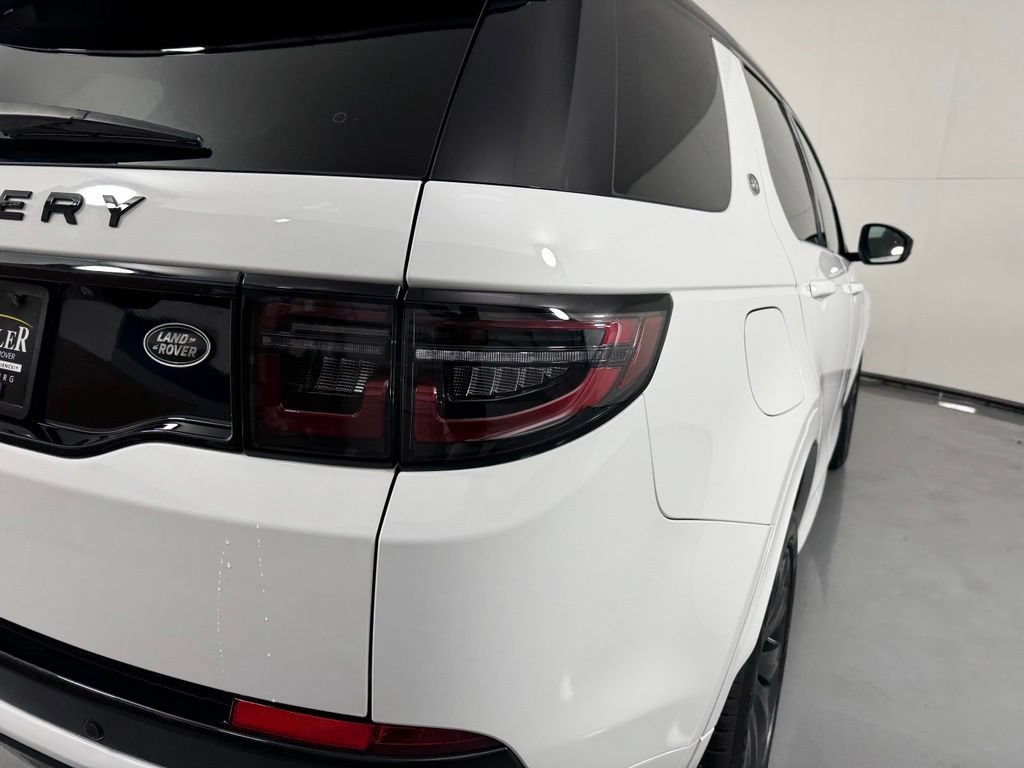 Used 2022 Land Rover Discovery Sport S R-Dynamic AWD/4WD image 7