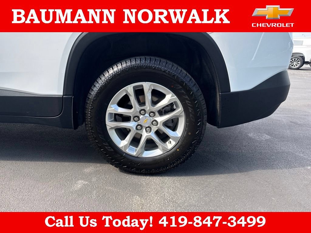 Used 2022 Chevrolet Traverse LS FWD image 15