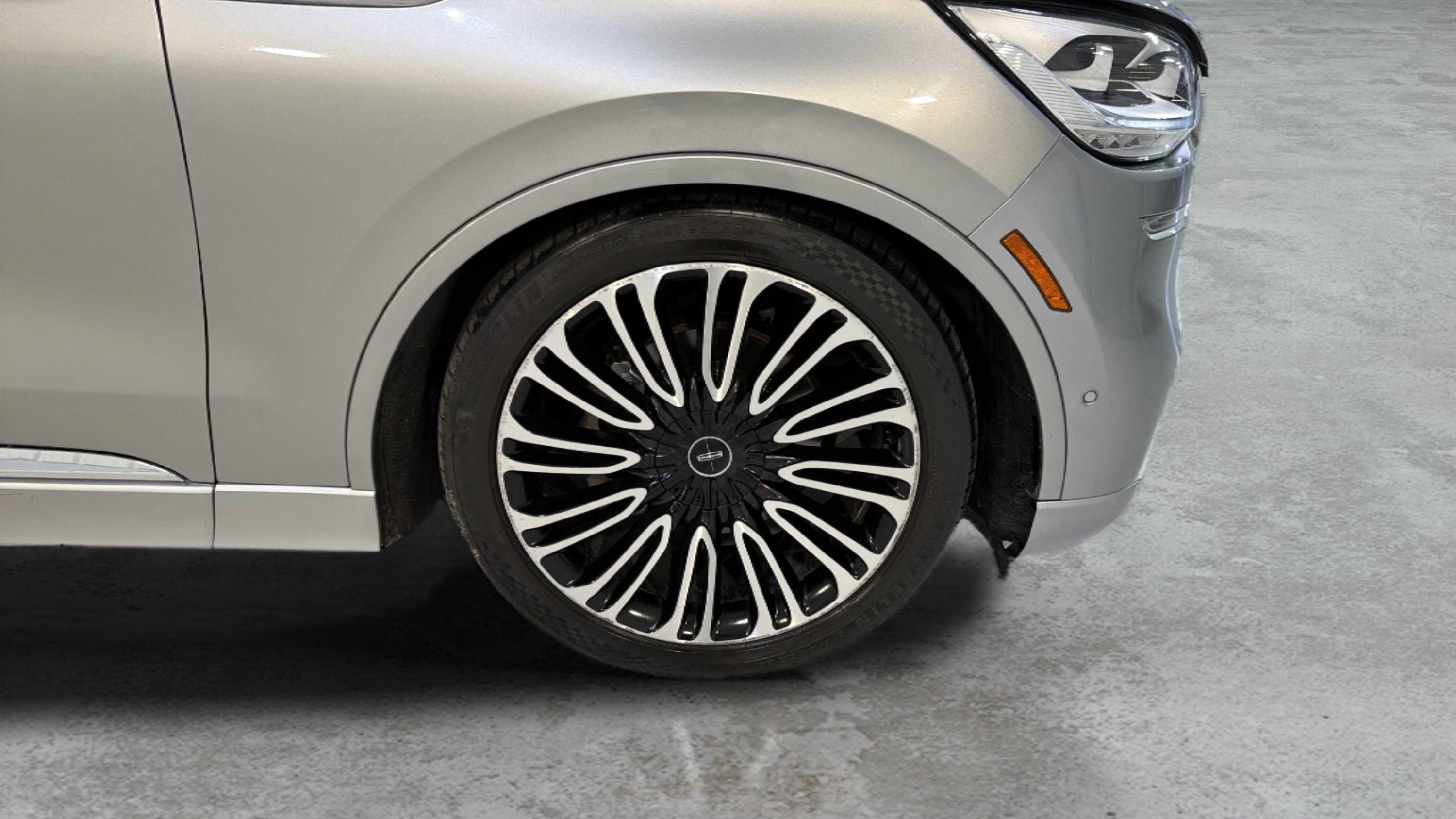 Used 2020 Lincoln Aviator Black Label w/ Dynamic Handling Package AWD/4WD image 25