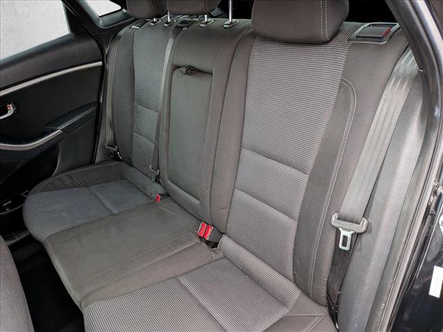 Used 2013 Hyundai Elantra GT FWD image 15