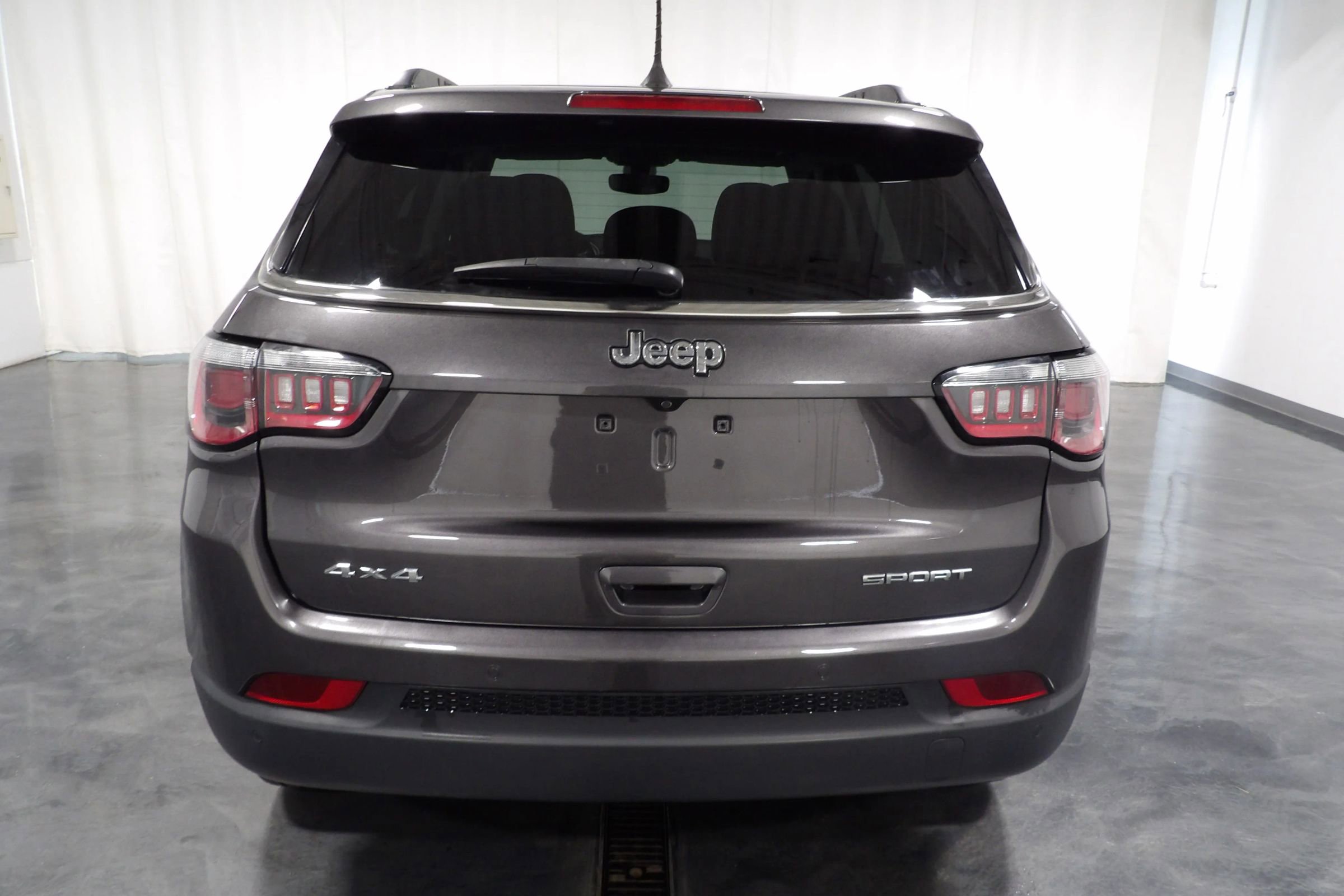 Used 2019 Jeep Compass Sport w/ Cold Weather Group image 5