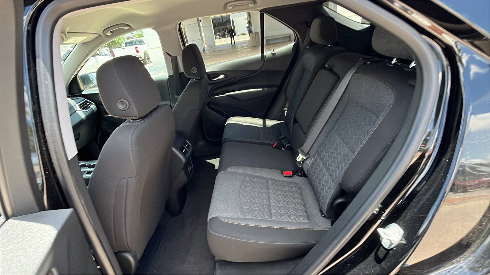Used 2022 Chevrolet Equinox LT FWD image 24