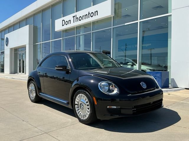 Used 2016 Volkswagen Beetle 1.8T Classic FWD image 1