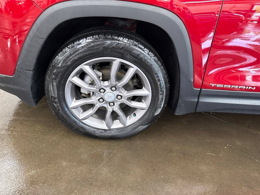 Used 2023 GMC Terrain SLT AWD/4WD image 11