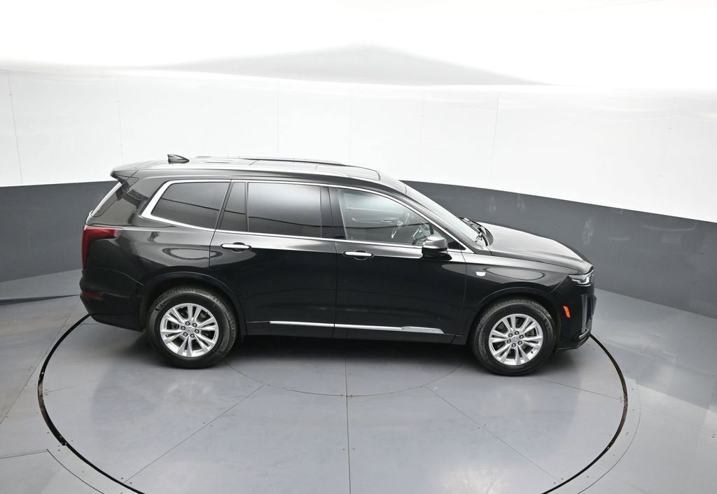 Used 2023 Cadillac XT6 Luxury image 39