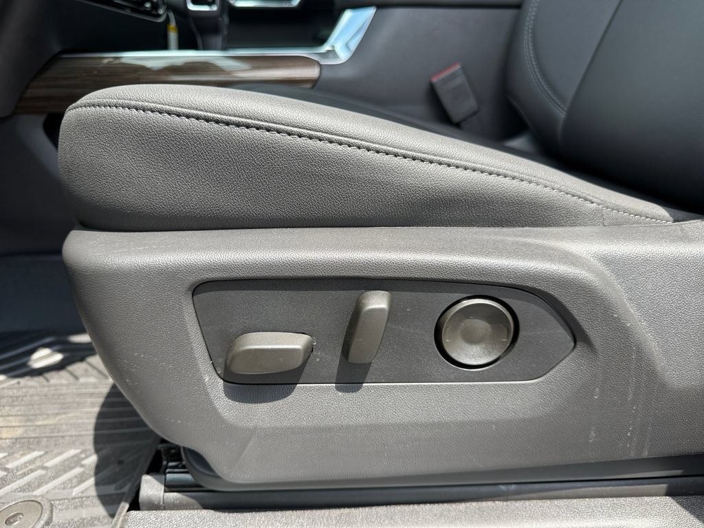 New 2026 Chevrolet Silverado 1500 LT Trail Boss w/ LT Trail Boss Premium Package AWD/4WD image 10