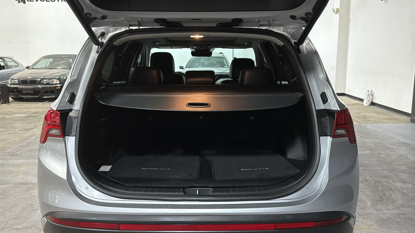 Used 2023 Hyundai Santa Fe SEL w/ Premium Package AWD/4WD image 25