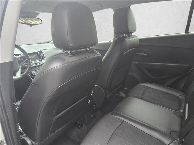 Used 2019 Chevrolet Trax LT w/ LT Convenience Package image 13