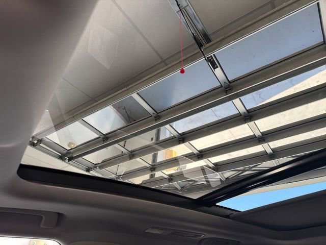 New 2026 Toyota Highlander Platinum image 26